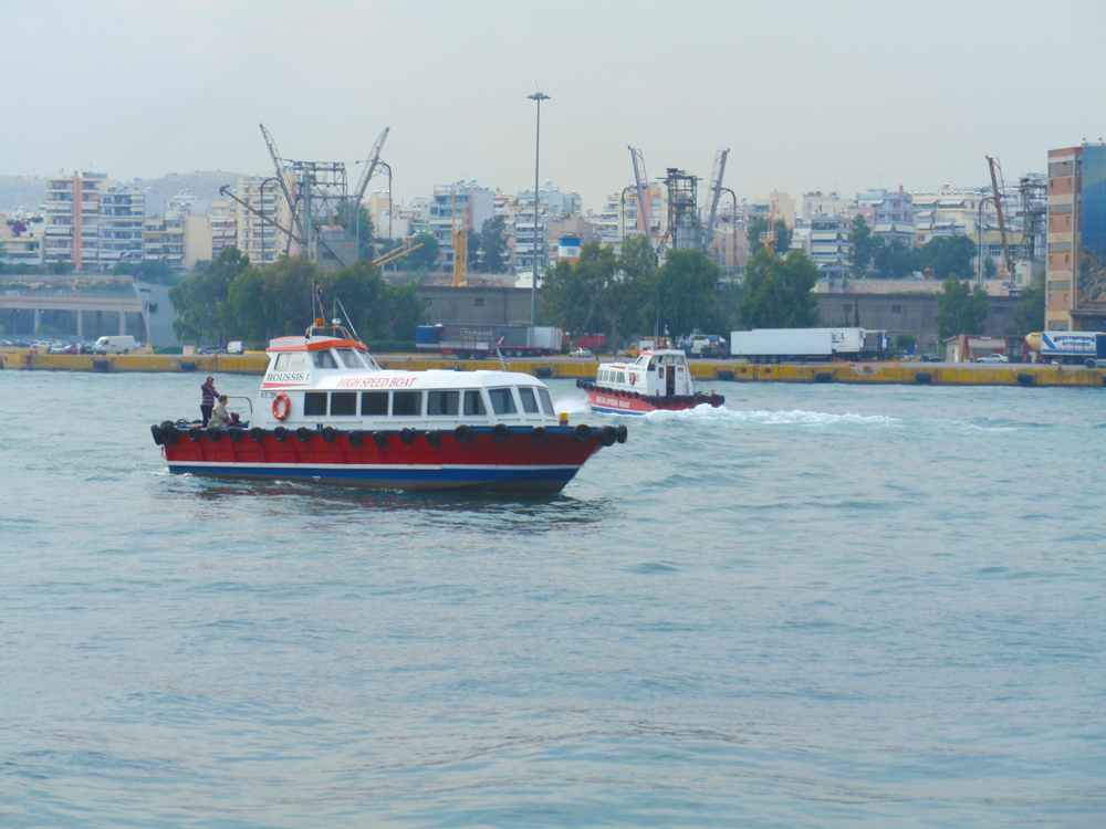 roussis service boats